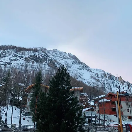 : 3 Pieces, Balcon, 6 Pers. * Val-dʼIsère