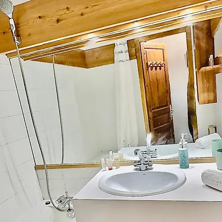 Confortable 3 Pieces Pour 6 Personnes, Proche Centre De - Fr-1-411-925 Appartement *